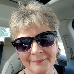 Meet your Posher, Donna